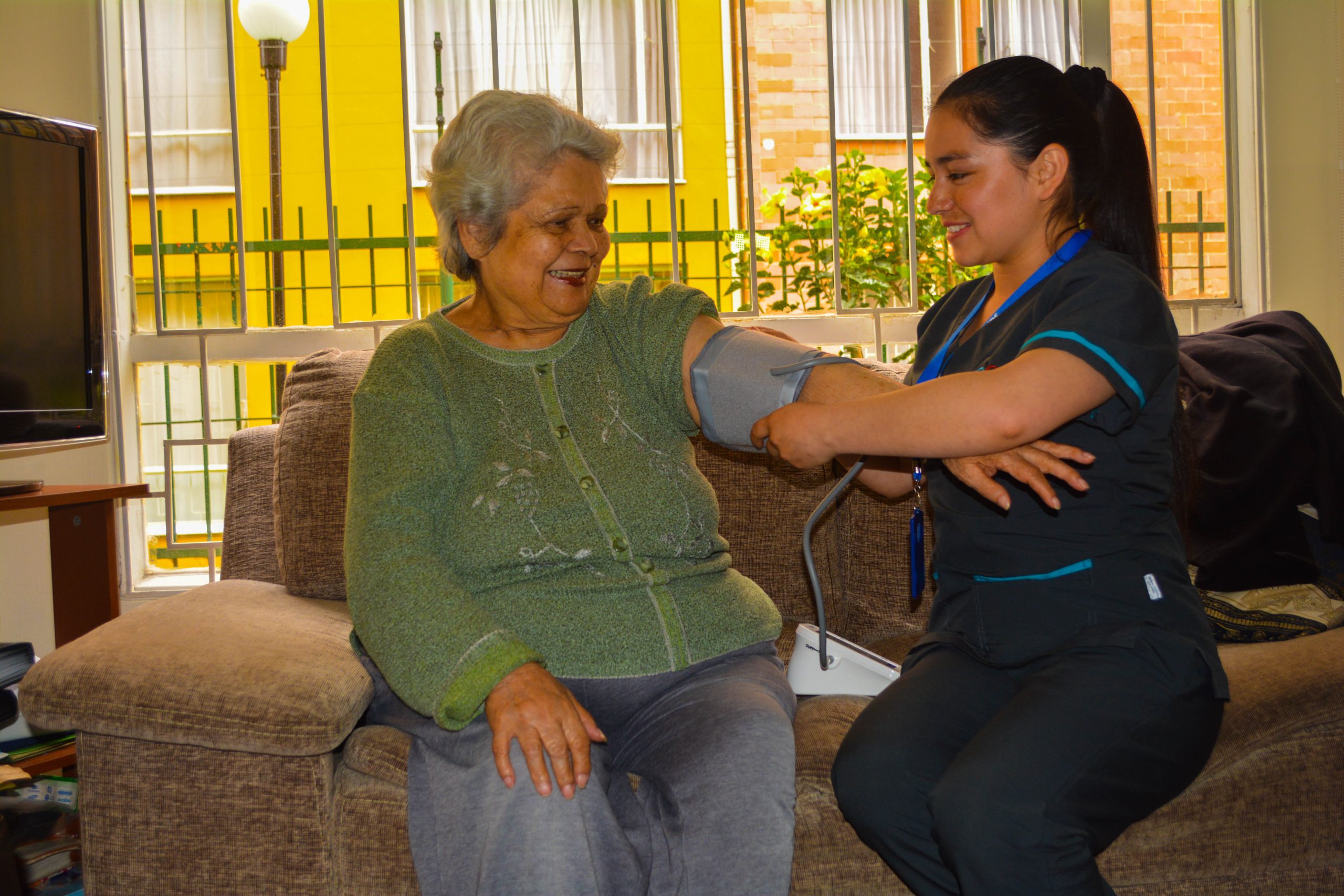 Te cuidamos en casa Enfermería a domicilio
